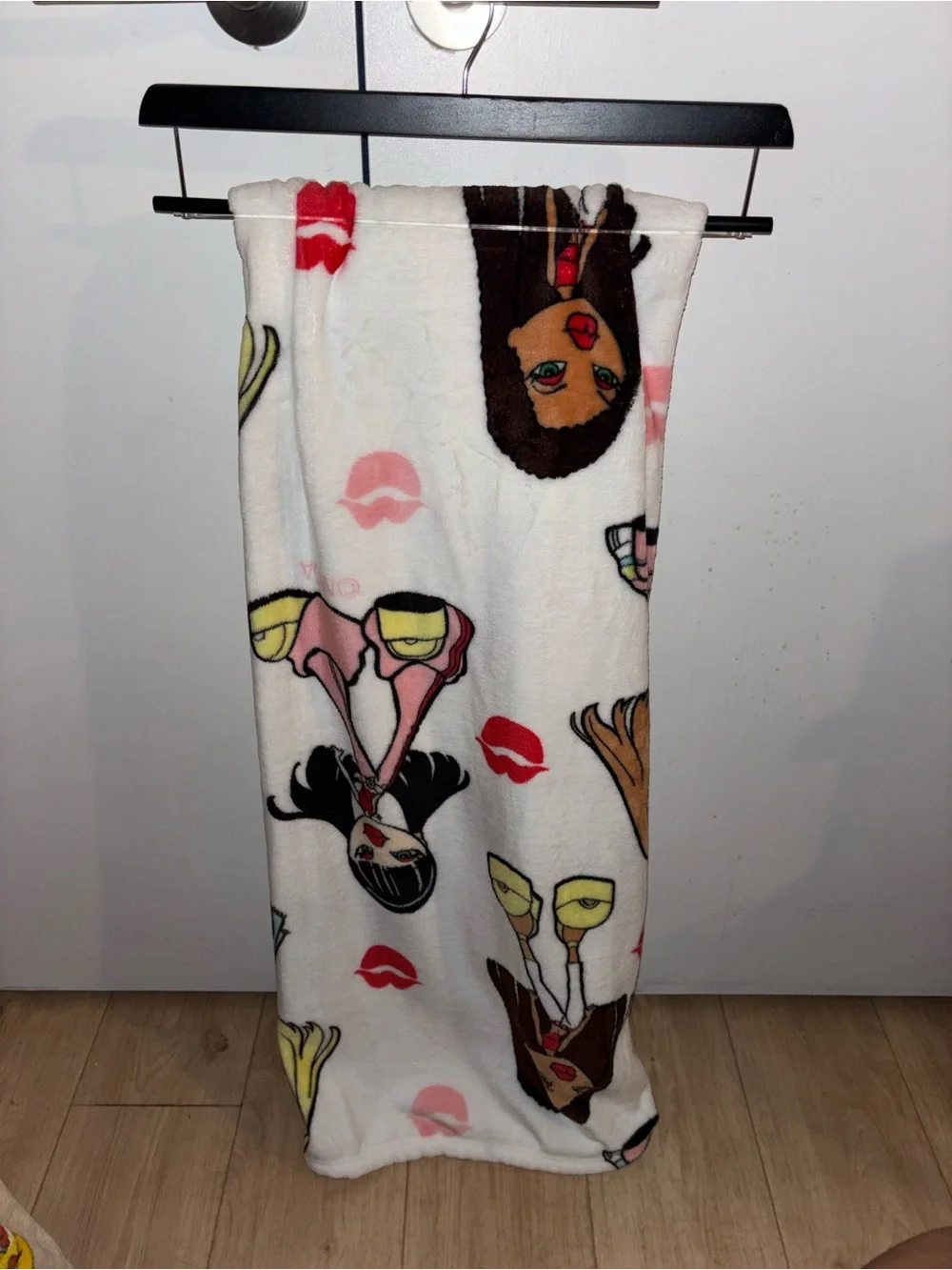 Bratz Plush Throw Blanket - White with Multicolor Character Print